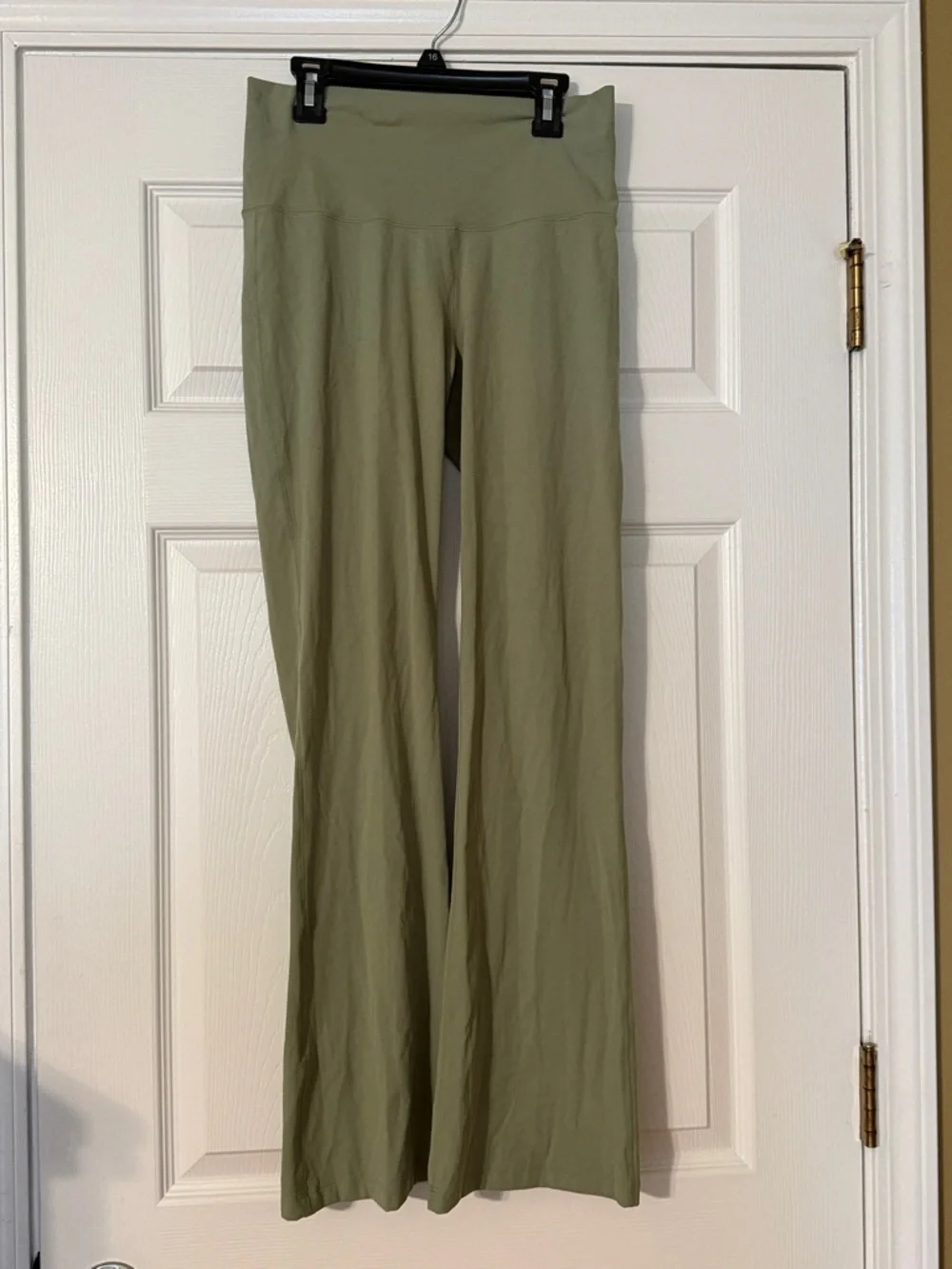 Nike Dri-FIT Yoga leggings in Olive M